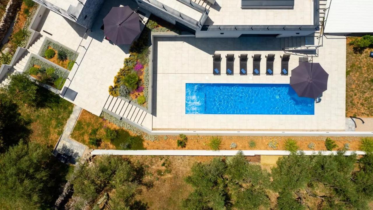 Luxury Villa Subventus Bajcici Exterior photo